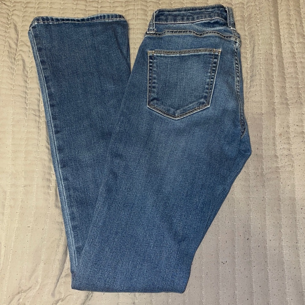 Women’s size 1 mid-rise boots cut from Arizona blue jeans